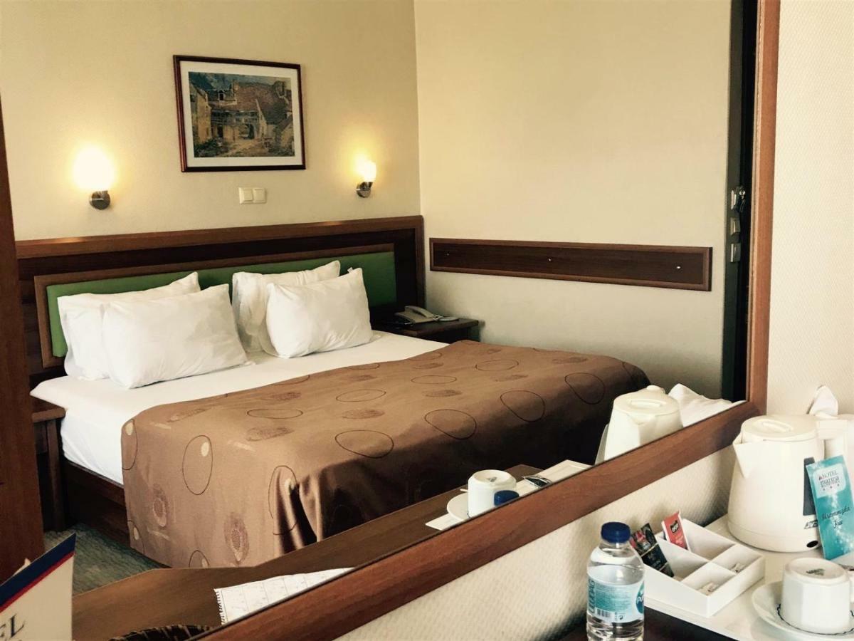 Hotel Villa Marina Bandirma Bagian luar foto